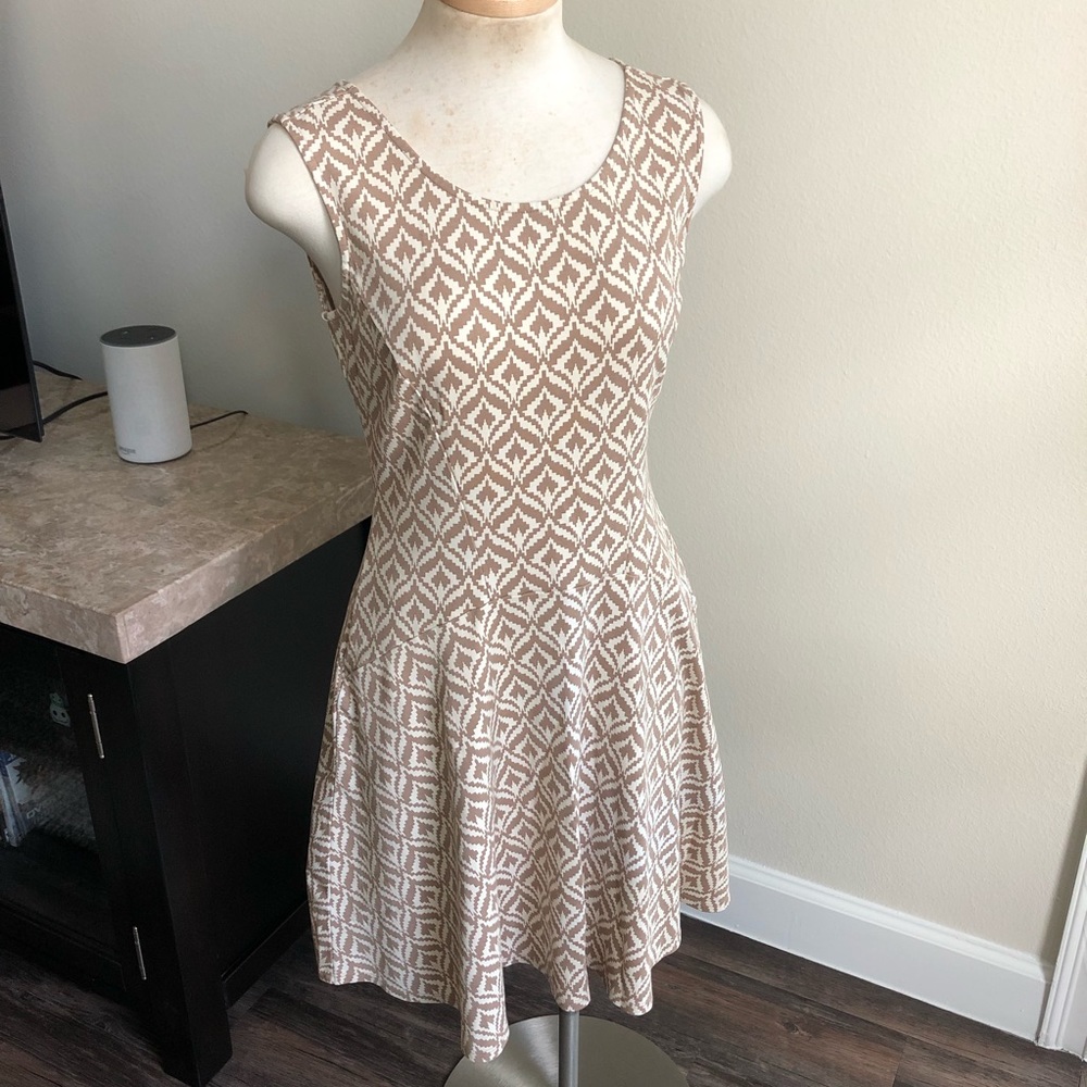 New York & Company Patterned A-line Dress